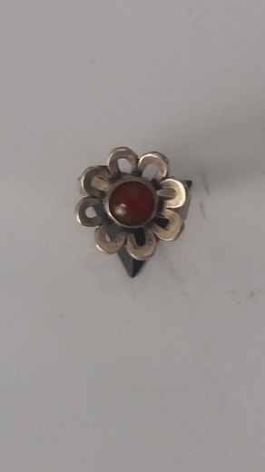 Anillo de plata de ley flor con Granate natural