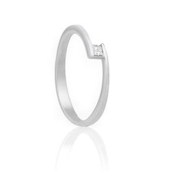 01-001002 Anillo oro blanco 18k mujer con diamante talla Princesa