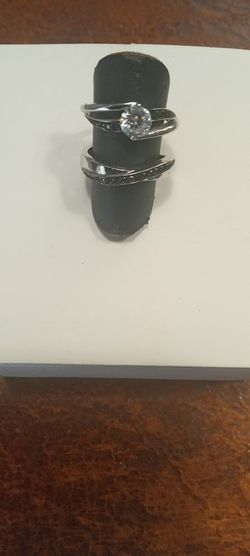 01-62 Anillo mujer de plata 1ª ley dos en una, piedras zafiros y circonitas, circonita grande central, elegante y moderna
