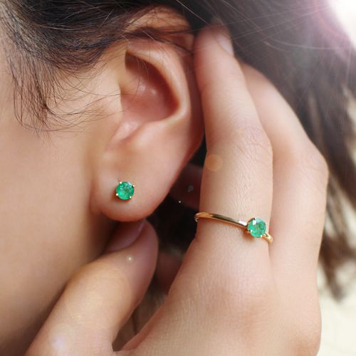 02-183966R Pendientes de oro rosa con rubí