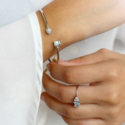 05-172365 Pulsera de oro blanco con aguamarina y diamantes