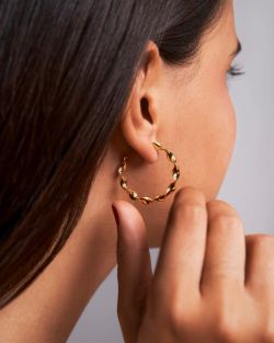 09-A20 Pendientes para mujer Aros rizados greca en Oro de 18K vistosos y elegantes