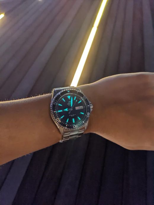 Reloj Orient de hombre automático 147-RA-AA0002L39B esfera azul elegante acuático 200 metros cristal zafiro