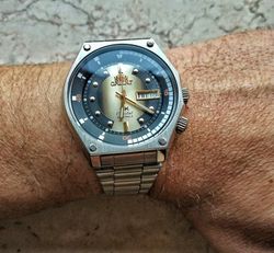 Reloj Orient hombre automático 147-RA-AA0B01G39B esfera color degradado