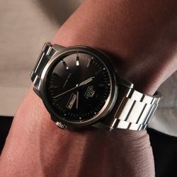 Reloj Orient de hombre automático 147-RA-AA0C01B39B esfera negra muy nítida