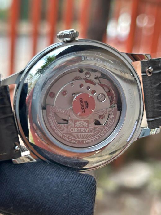 Reloj Orient colección Bambino de hombre 147-RA-AC0025N30B con movimiento mecánico water resistant 3atm