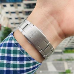 Reloj Orient de hombre automático 147-RA-AC0E02S10B water resistant 100 metros (10atm)