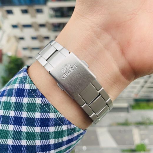 Reloj Orient de hombre automático 147-RA-AC0E02S10B water resistant 100 metros (10atm)