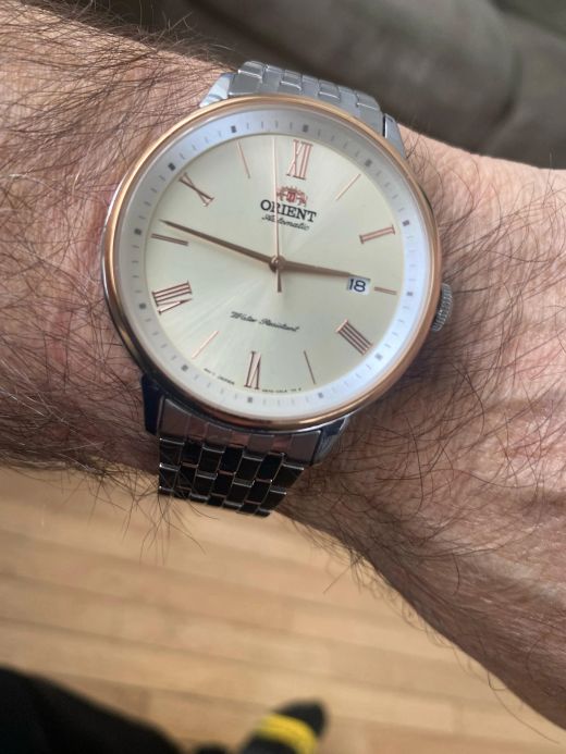 Reloj Orient para hombre 147-RA-AC0J01S10B acero inoxidable y caja bicolor