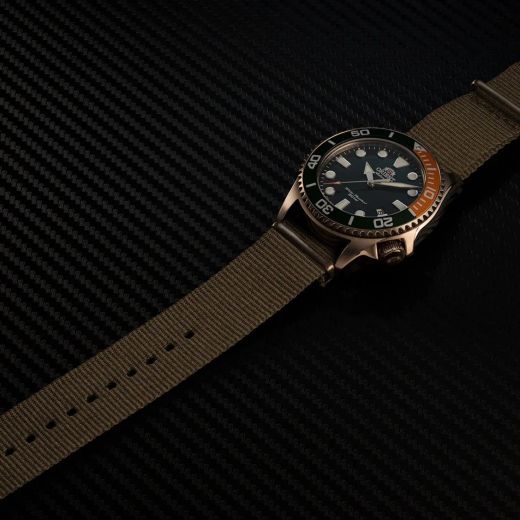 Reloj Orient de hombre automático 147-RA-AC0K04E30B 200 metros correa de textil Nato
