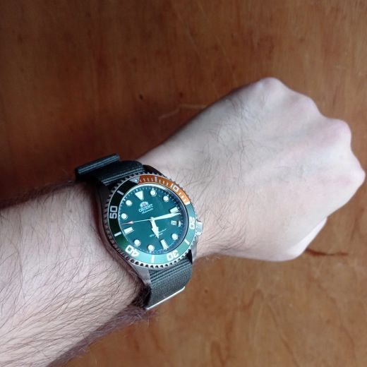 Reloj Orient de hombre automático 147-RA-AC0K04E30B 200 metros correa de textil Nato
