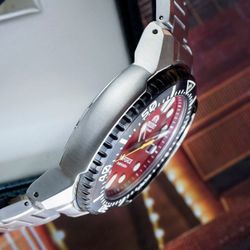 Reloj Orient de hombre 147-RA-AC0L02R00B movimiento mecánico water resistant 200 metros