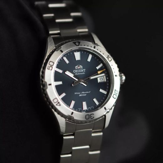 Reloj Orient de hombre esfera azul 147-RA-AC0Q02L10B automático acuático a 200 metros