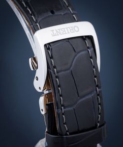 147-RA-AK0011D30B Reloj Orient de hombre automático indicador del día de la semana, calendario e indicador sol y luna.