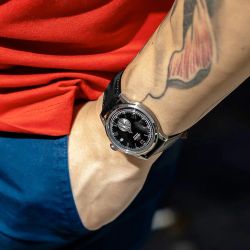 Reloj Orient de hombre automático 147-RA-AP0101B30B esfera negra muy elegante