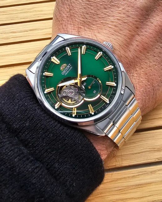 Reloj Orient de hombre automático 147-RA-AR0008E30B esfera verde semi Skeleton