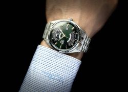 Reloj ORIENT de hombre 147-RA-BA0002E10B automático estiloso y atractivo