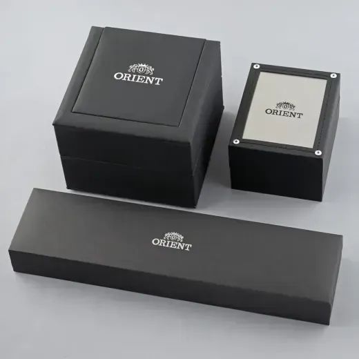 147-RA-BC0004Y30B Reloj Orient hombre automático modelo MAKO GMT esfera salmón sumergible 200 metros