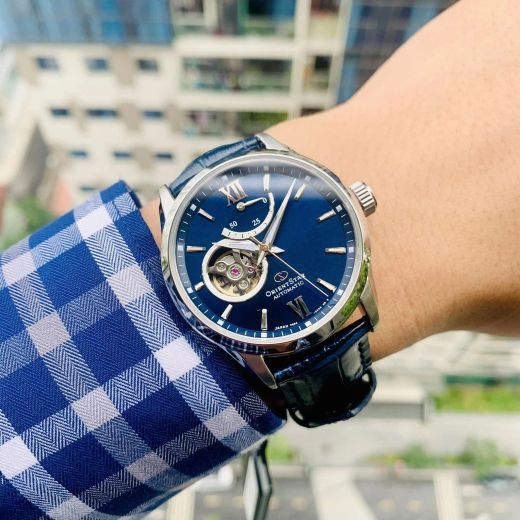 149-RE-AT0006L00B Reloj Orient Star de hombre automático reserva de carga 50H, resistencia al agua 100 metros (10atm) cristal zafiro anti-reflejante