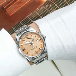 149-RE-AU0108G00B Reloj Orient Star automático para hombre esfera rosa muy elegante 50 metros acero inoxidable 316L reserva de carga 50H