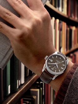 149-RE-AU0113Y00B Reloj Orient Star de hombre automático reserva de carga 50H correa de piel con calendario