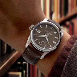 149-RE-AU0113Y00B Reloj Orient Star de hombre automático reserva de carga 50H correa de piel con calendario