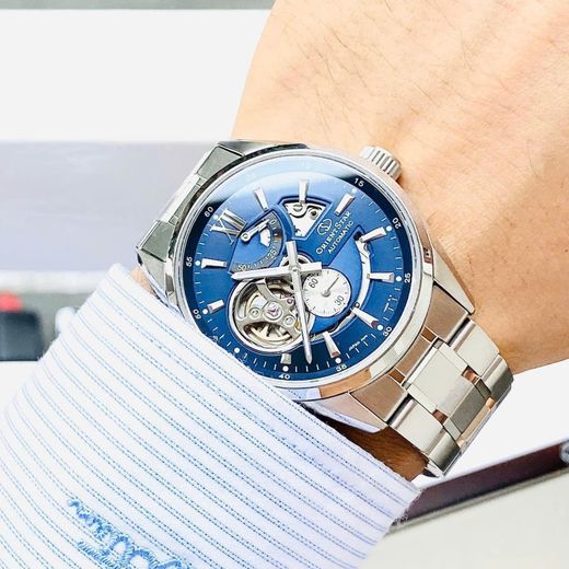 149-RE-AV0003L00B Reloj Orient Star automático de hombre esfera azul Resistencia al agua 100 metros (10atm) cristal zafiro