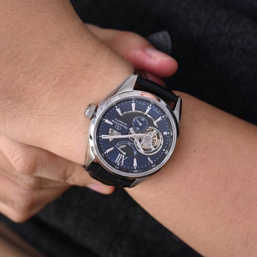 149-RE-AV0005L00B Reloj Orient Star automático de hombre esfera azul Resistencia al agua 100 metros (10atm) cristal zafiro