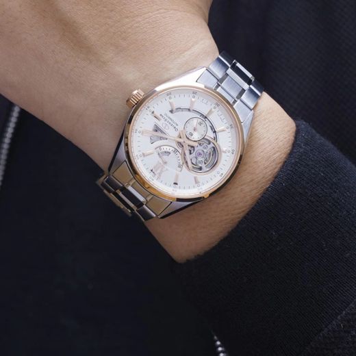 149-RE-AV0123G00B Reloj Orient Star automático de hombre, cristal zafiro, reserva de carga 50H, resistencia al agua 100 metros (10ATM)