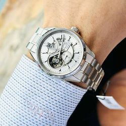 149-RE-AV0125S00B Reloj Orient Star automático de hombre, Movimiento Orient calibre 40S62 Semi skeleton. Reserva de carga 50H. Resistencia al agua 100 metros (10atm).