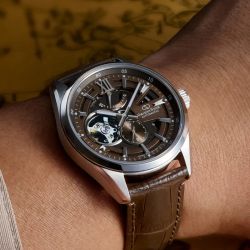 149-RE-AV0139Y00B Reloj Orient Star automático de hombre, cristal zafiro anti-reflejos, segundero, reserva de carga 50H, resistencia al agua 100 metros (10atm)