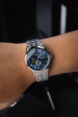 149-RE-AV0B08L00B Reloj Orient Star de hombre movimiento automático esfera azul, reserva de carga 50H cristal zafiro anti-reflejante water resistant 100 metros