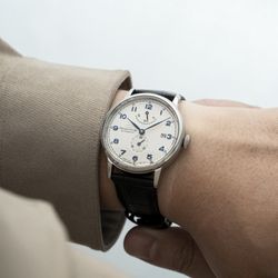 149-RE-AW0004S00B Reloj Orient Star automático de hombre, cristal zafiro, reserva de carga 50h, resistente al agua 50 metros (5atm) correa de piel