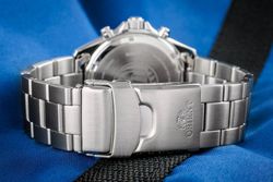 150-RA-TX0201L10B Reloj Orient hombre de carga solar, calendario, cronógrafo esfera muy elegante, sumergible 200 metros (20Atm)