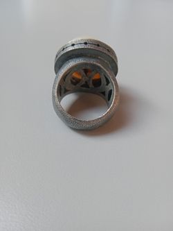 23-09 Anillo de plata, oro, diamantes y perla australiana