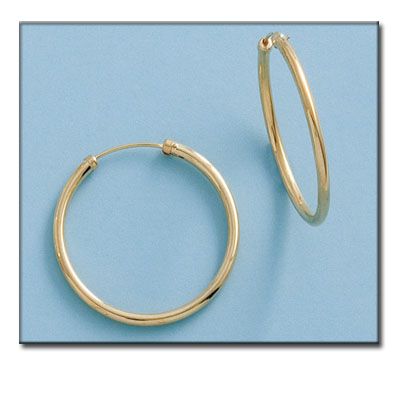 33-A302 Pendientes Aros superficie pulida en Oro de 18 Kl. Diámetro interior de 25mm y grosor 2mm.