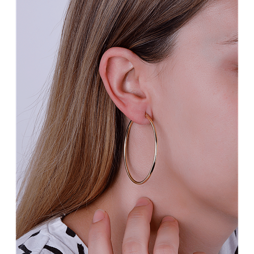 33-A502 Pendientes Aros lisos en Oro amarillo de 18 Kilates. Diámetro interior de 45mm y grosor 2mm elegantes y tradicionales