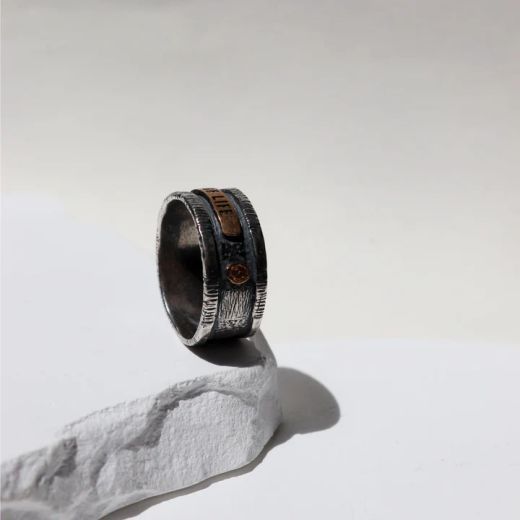 MR026X Anillo Plata de Palo hombre de plata y placa de bronce Live Life