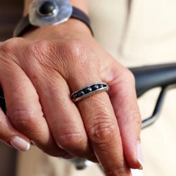 WR159X Anillo Plata de Palo Mujer colección Kurogane en plata de ley y hematites