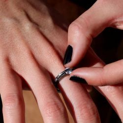 WR179X Anillo PLATA DE PALO Mujer Sama con circonita que gira antiestrés de Plata 925