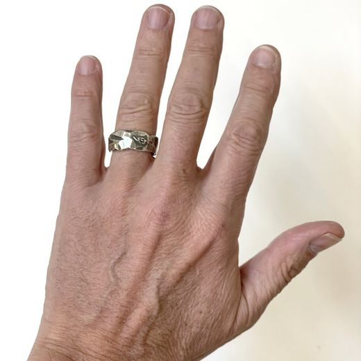 MR017X Anillo PLATA DE PALO KANU para hombre plata de ley