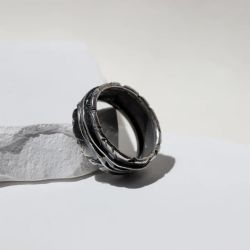 MR028X Anillo PLATA DE PALO para hombre colección Shizen con hilos de plata decorativos