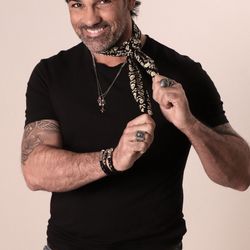 CAR16M Anillo PLATADEPALO calavera Skull