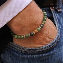 BB047B Pulsera Plata de Palo elástica modelo GALDUR unisex con Jade verde