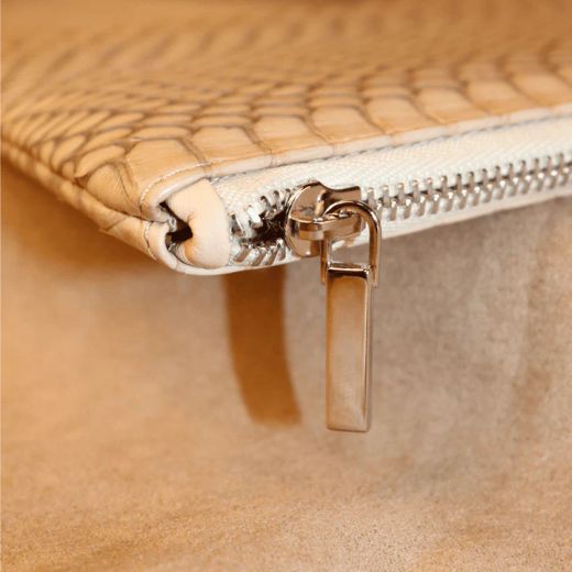 ACS035B Bolsito Mujer Marga Plata de Palo de mujer perfecto para llevar tus pertenencias