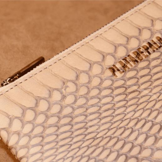 ACS035B Bolsito Mujer Marga Plata de Palo de mujer perfecto para llevar tus pertenencias