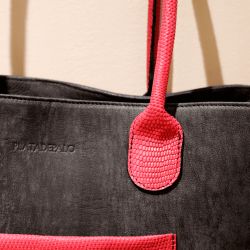 Bolso Fraganti ACS028N Plata de Palo mujer elegante piel negra moderno y funcional