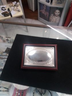 Caja madera y plata Cenefa 48-4100