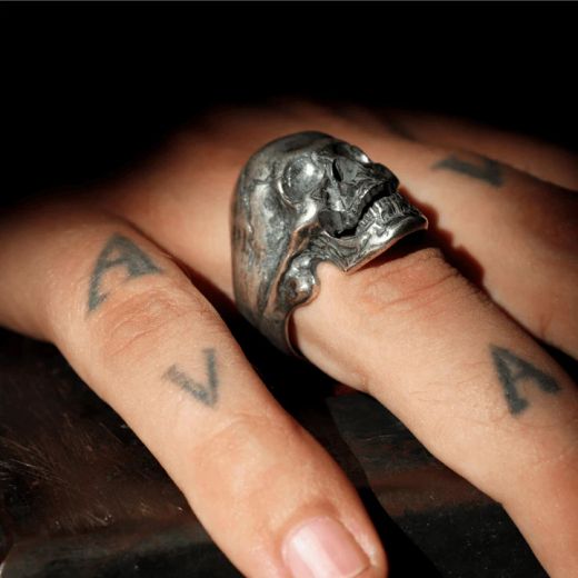 CAR12A Anillo unisex Plata de Palo calavera plata