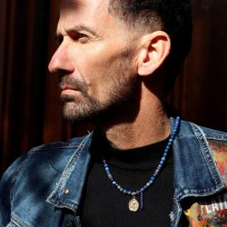 SN050X Collar Plata de Palo hombre calavera modelo Nadir medalla de Lapislázuli, Bronce y Plata 925